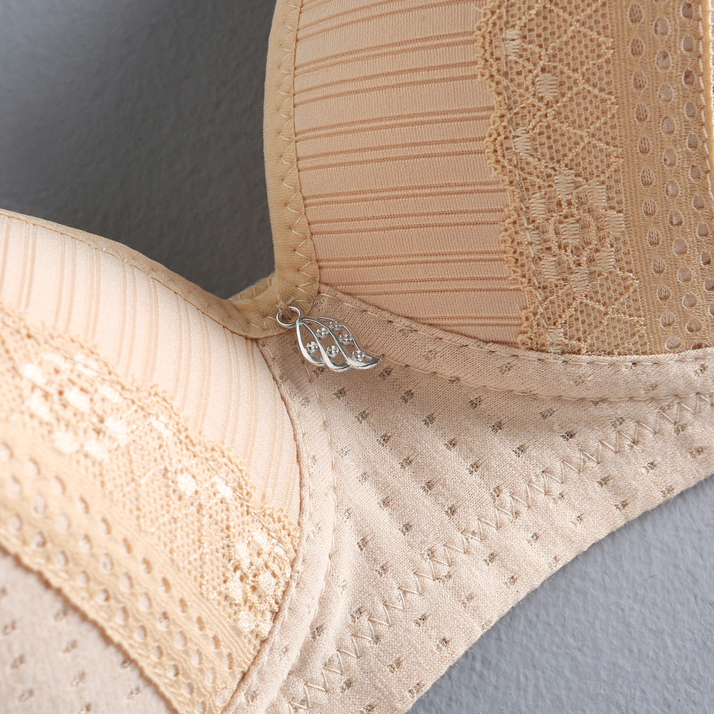 Thin lace bra without underwire